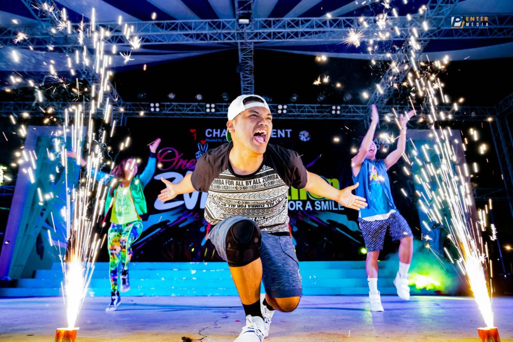 Ảnh chụp góc trung tại sự kiện Zumbathon do Enter Media thực hiện