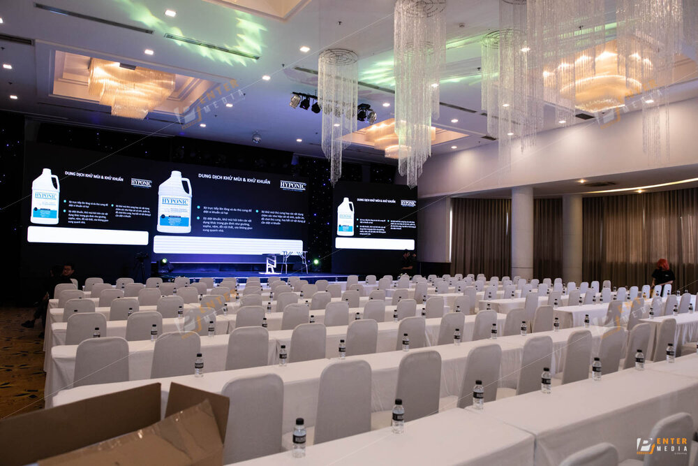 enter-media-chup-anh-quay-phim-livestream-su-kien-cho-hyponic-dog-groming-2023-004