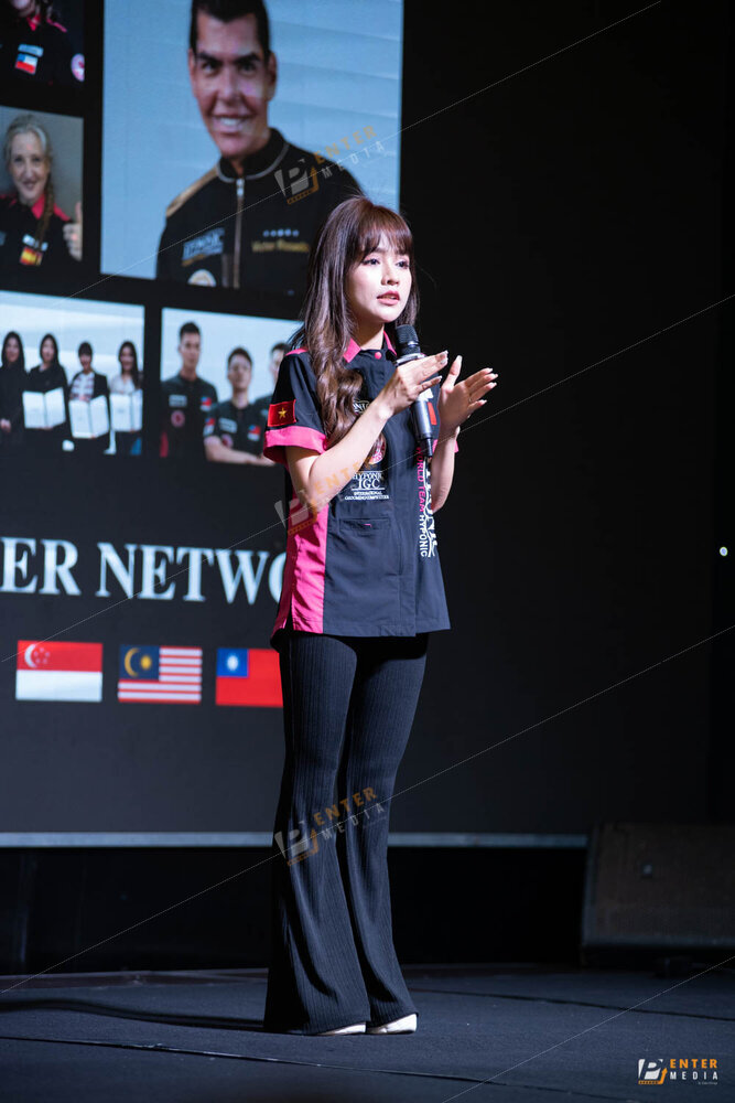 enter-media-chup-anh-quay-phim-livestream-su-kien-cho-hyponic-dog-groming-2023-015