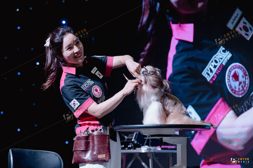 enter-media-chup-anh-quay-phim-livestream-su-kien-cho-hyponic-dog-groming-2023-019