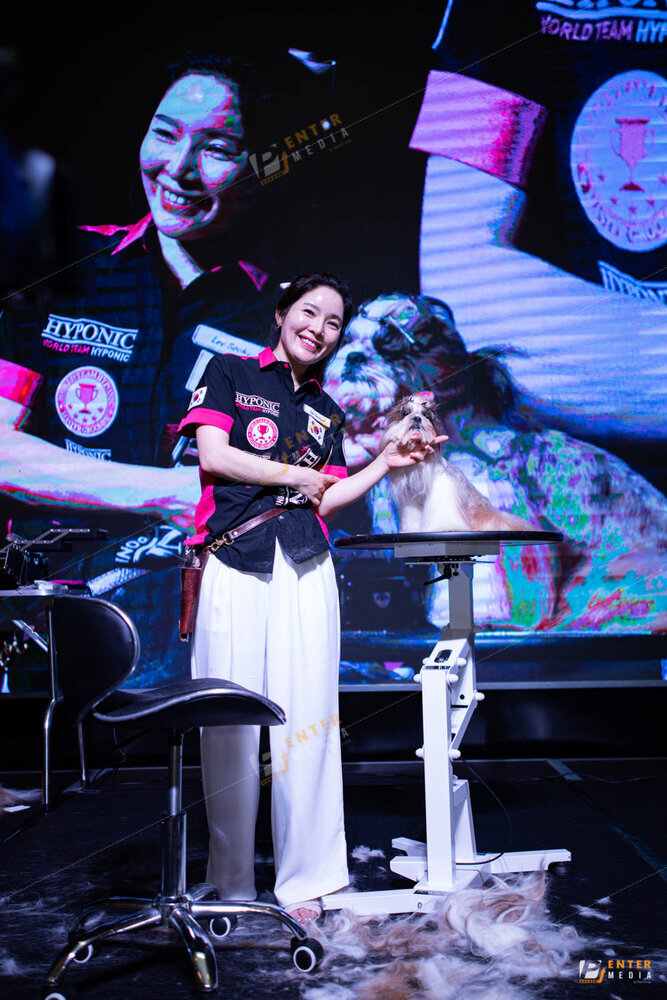 enter-media-chup-anh-quay-phim-livestream-su-kien-cho-hyponic-dog-groming-2023-043