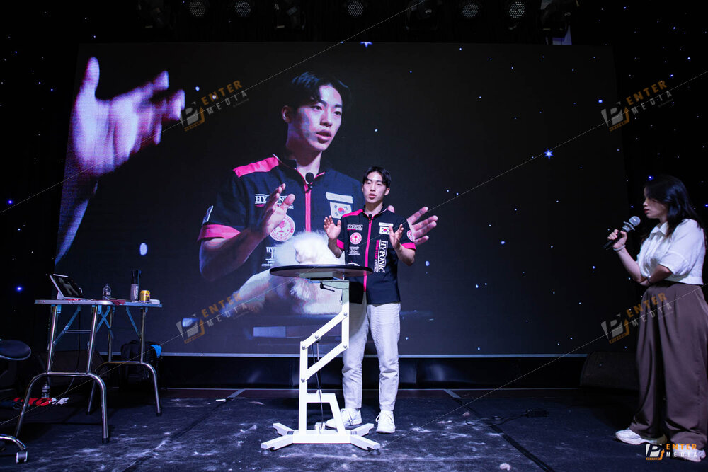 enter-media-chup-anh-quay-phim-livestream-su-kien-cho-hyponic-dog-groming-2023-050