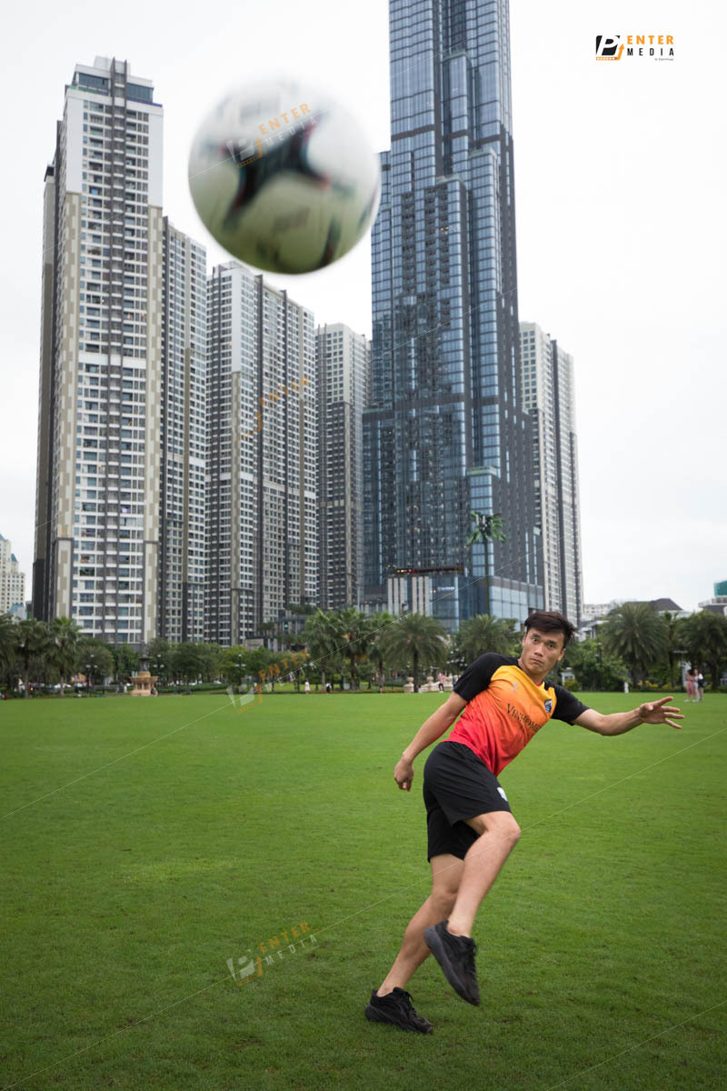 Hình chụp profile thu mon Bui Tien Dung thuoc Vinhomes FC tai Vinhomes Central Park bởi Enter Media - 10