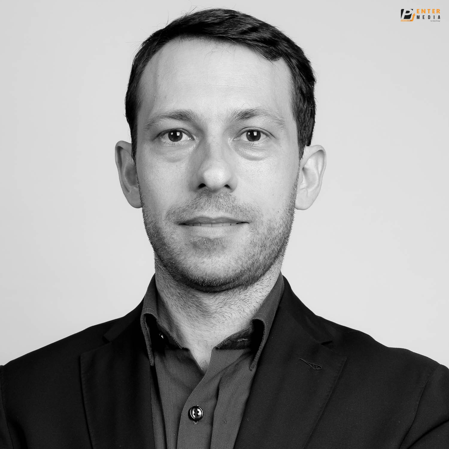 anh-doanh-nhan-cong-ty-DWP-004