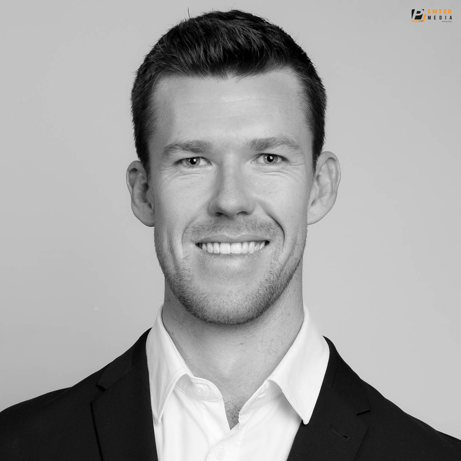 anh-doanh-nhan-cong-ty-DWP-007