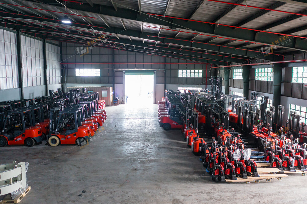 enter-media-chup-anh-brochure-doanh-nghiep-xe-nang-binh-minh-008