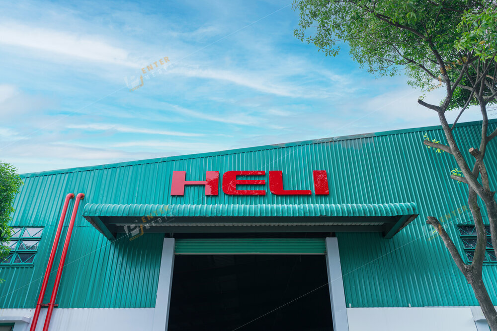 enter-media-chup-anh-brochure-doanh-nghiep-xe-nang-binh-minh-015