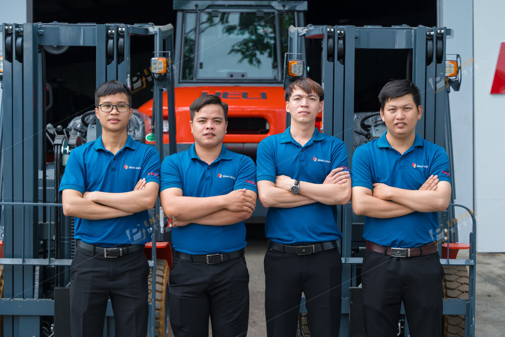 enter-media-chup-anh-brochure-doanh-nghiep-xe-nang-binh-minh-021