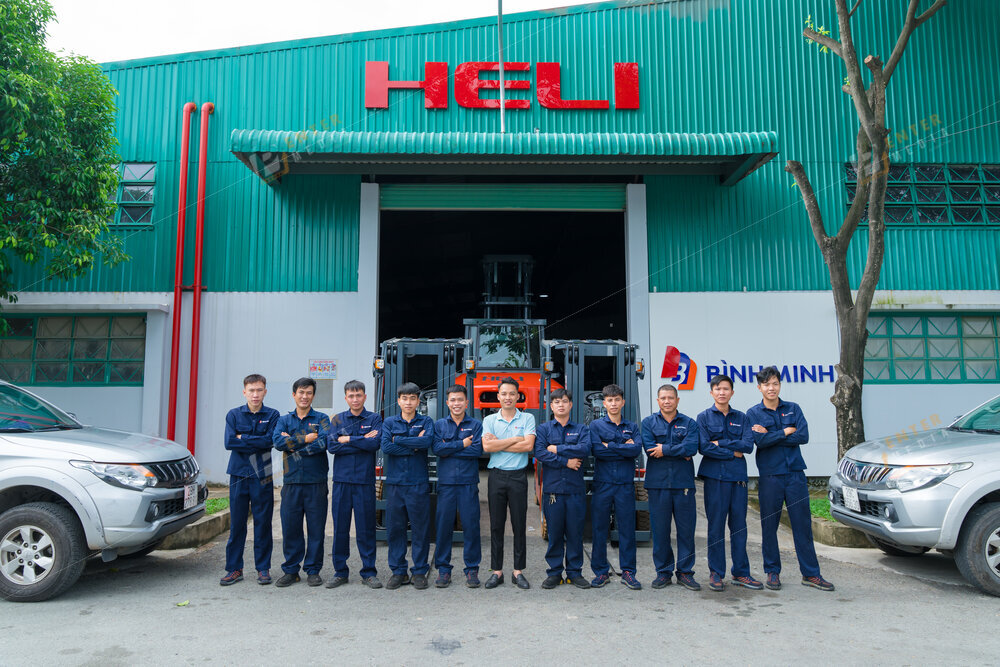 enter-media-chup-anh-brochure-doanh-nghiep-xe-nang-binh-minh-023