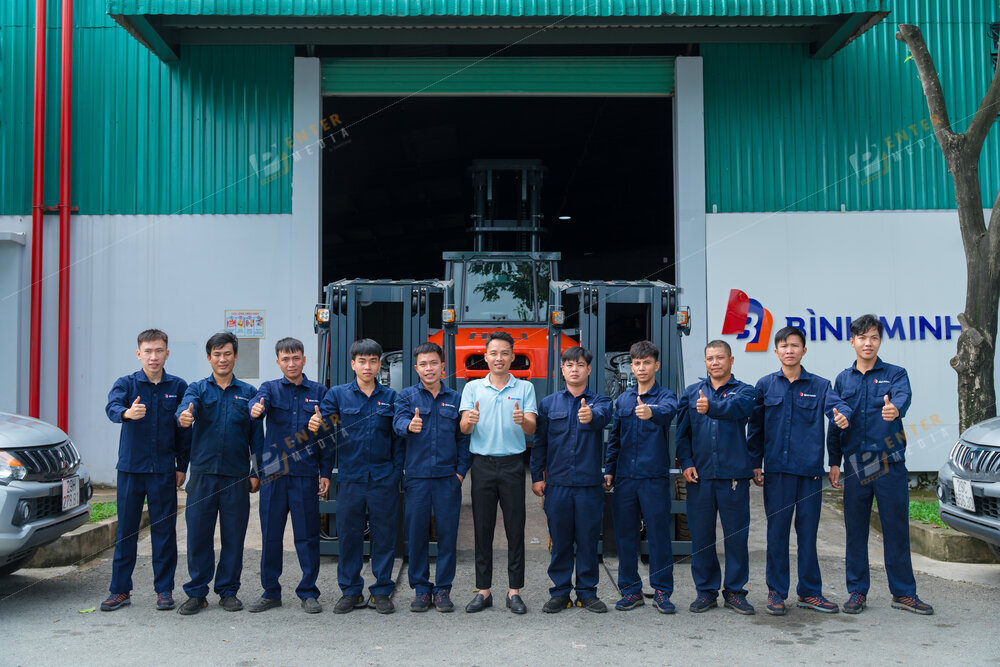 enter-media-chup-anh-brochure-doanh-nghiep-xe-nang-binh-minh-024