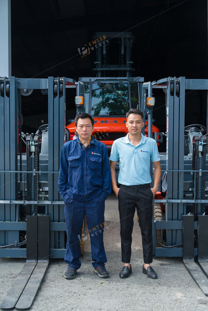 enter-media-chup-anh-brochure-doanh-nghiep-xe-nang-binh-minh-026