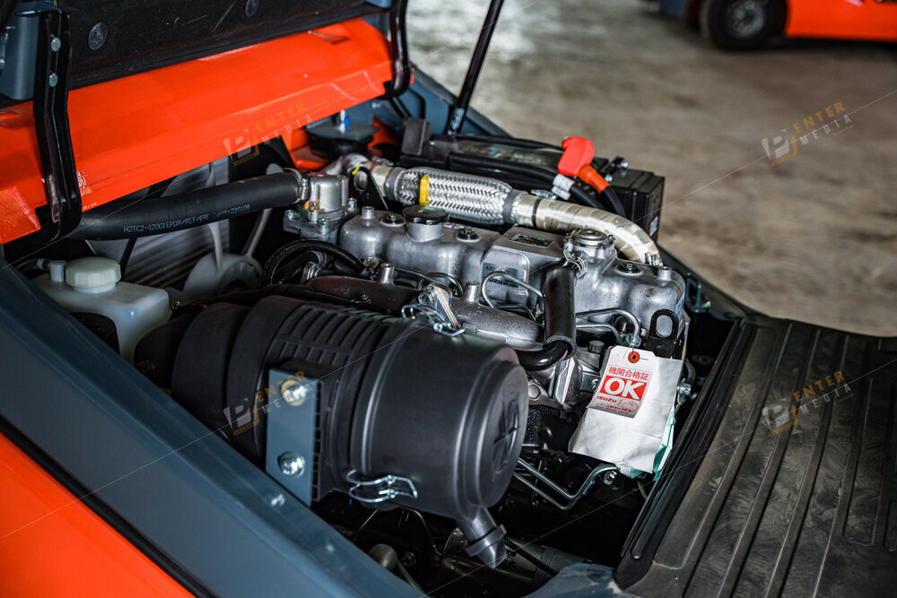 enter-media-chup-anh-brochure-doanh-nghiep-xe-nang-binh-minh-058