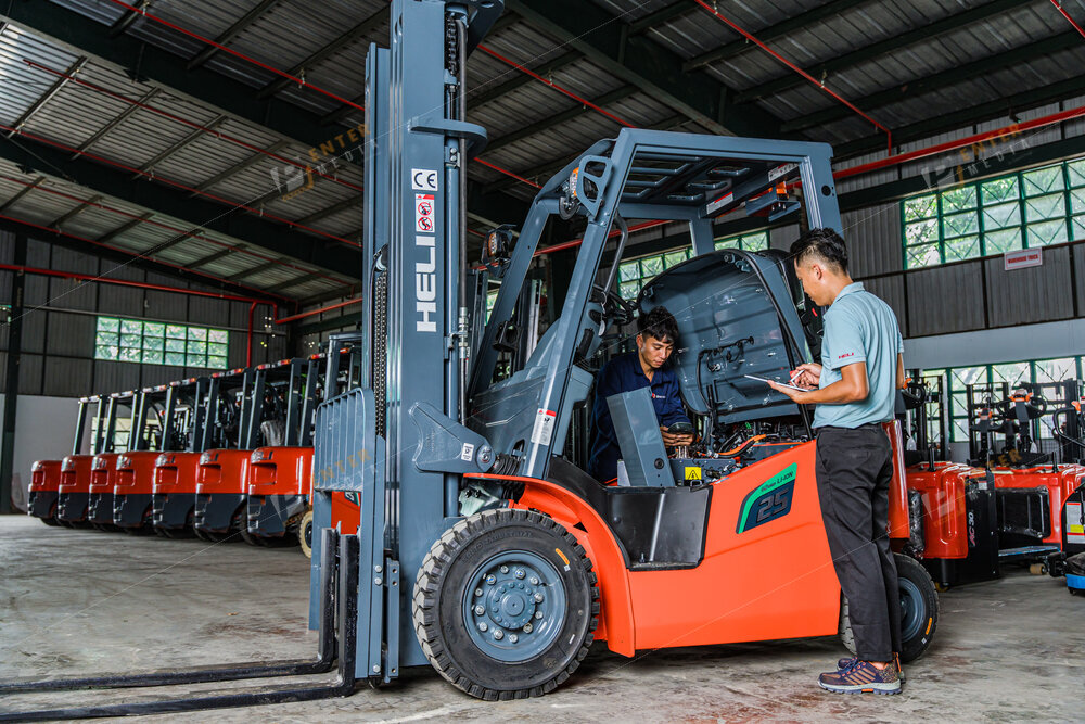 enter-media-chup-anh-brochure-doanh-nghiep-xe-nang-binh-minh-066