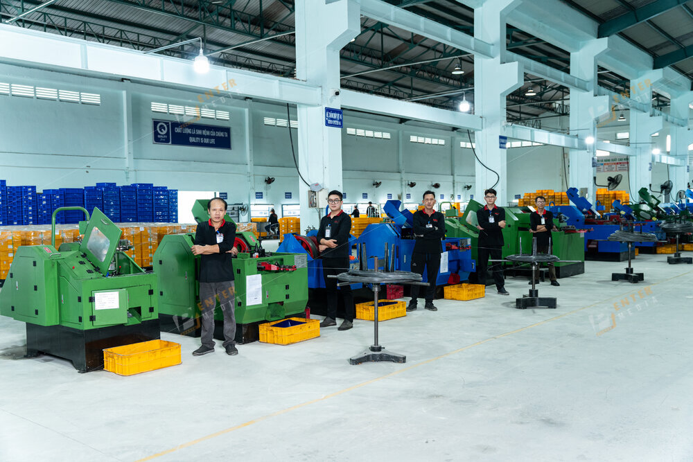 enter-media-chup-anh-xuong-san-xuat-bolt-viet-nam-036