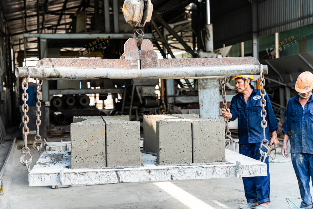 enter-media-chup-anh-xuong-san-xuat-tai-khu-cong-nghiep-cho-cong-ty-minh-khoi-012