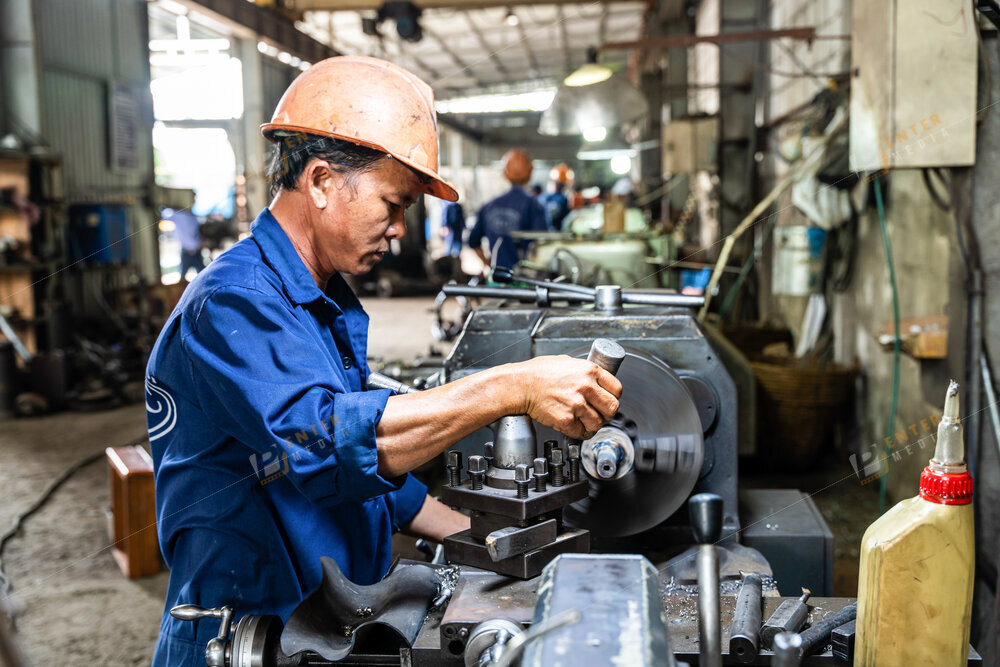 enter-media-chup-anh-xuong-san-xuat-tai-khu-cong-nghiep-cho-cong-ty-minh-khoi-086