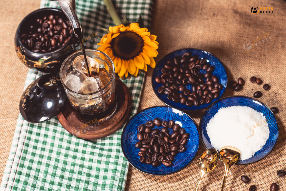 enter-media-chup-anh-mon-an-do-uong-cho-quan-cafe-De-Dakao-010