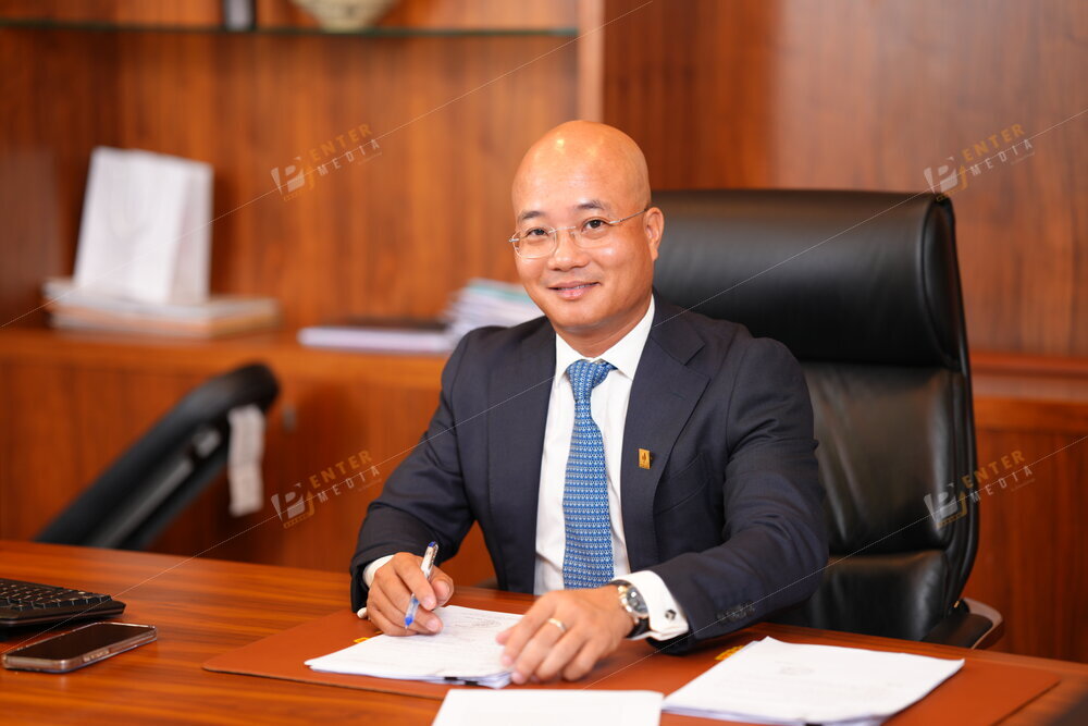 Ảnh chụp profile tại văn phòng PVGasD do Enter Media thực hiện