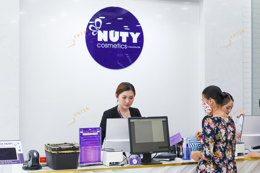 enter-media-chup-anh-quay-phim-khai-truong-nuty-cosmetics-006