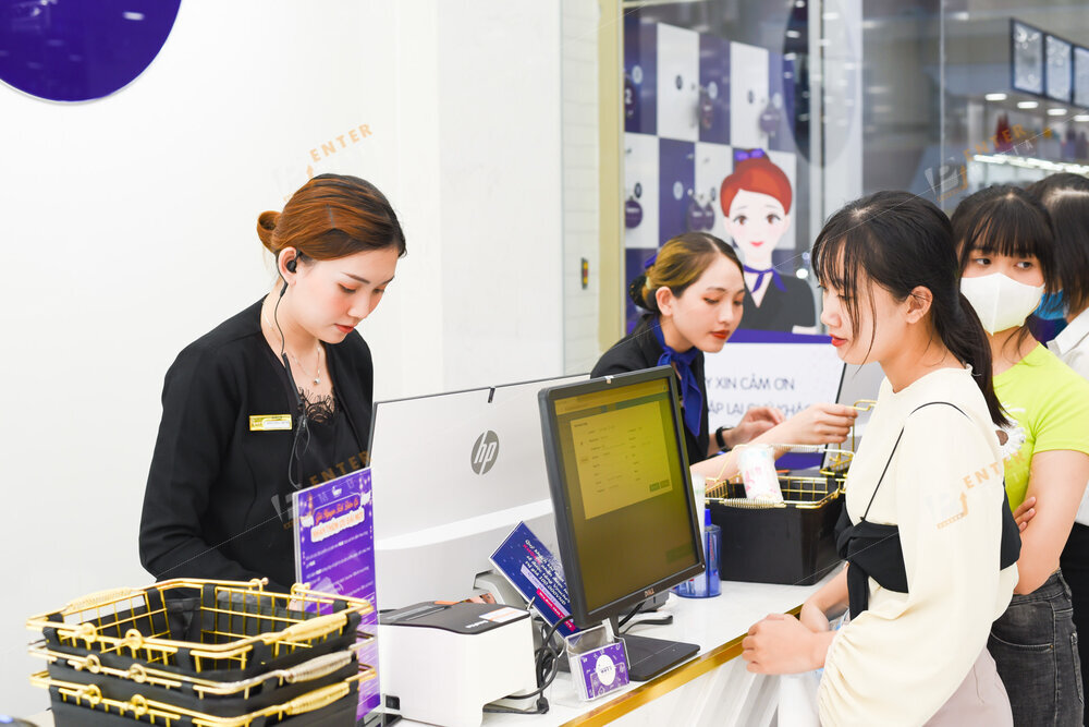 enter-media-chup-anh-quay-phim-khai-truong-nuty-cosmetics-008