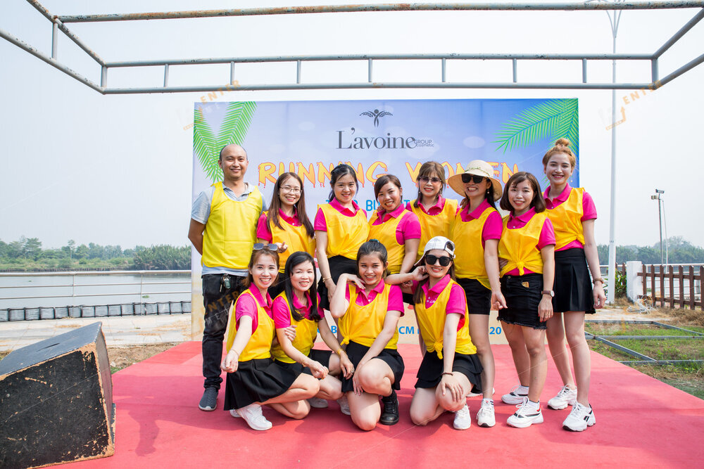 enter-media-chup-anh-quay-phim-year-end-party-cho-l-avoine-022