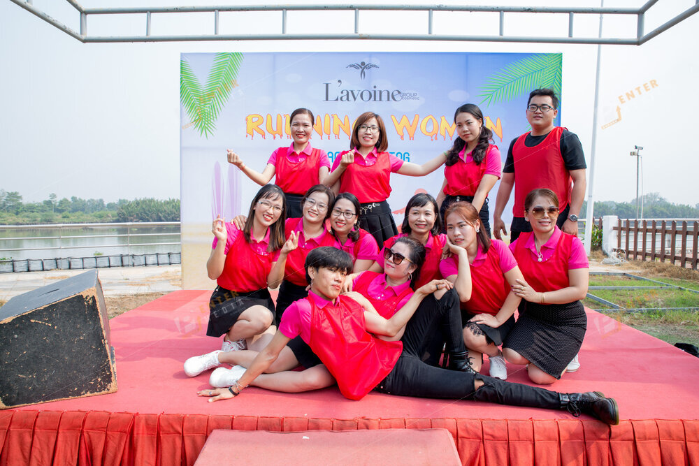 enter-media-chup-anh-quay-phim-year-end-party-cho-l-avoine-026