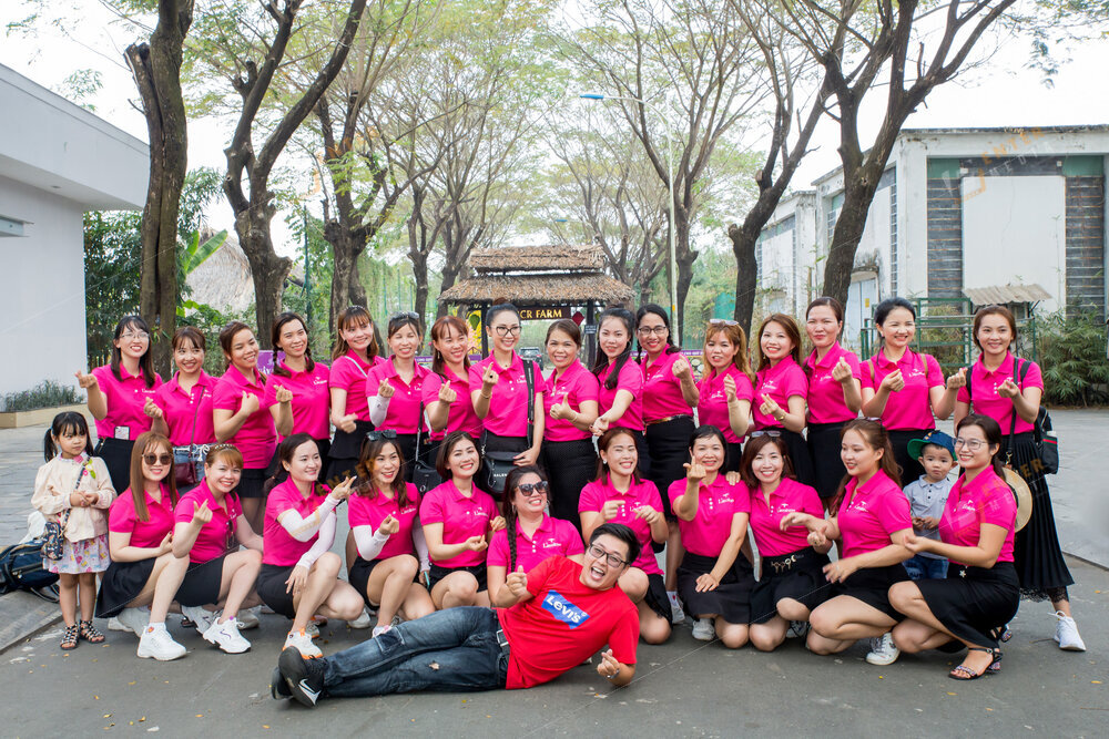 enter-media-chup-anh-quay-phim-year-end-party-cho-l-avoine-042