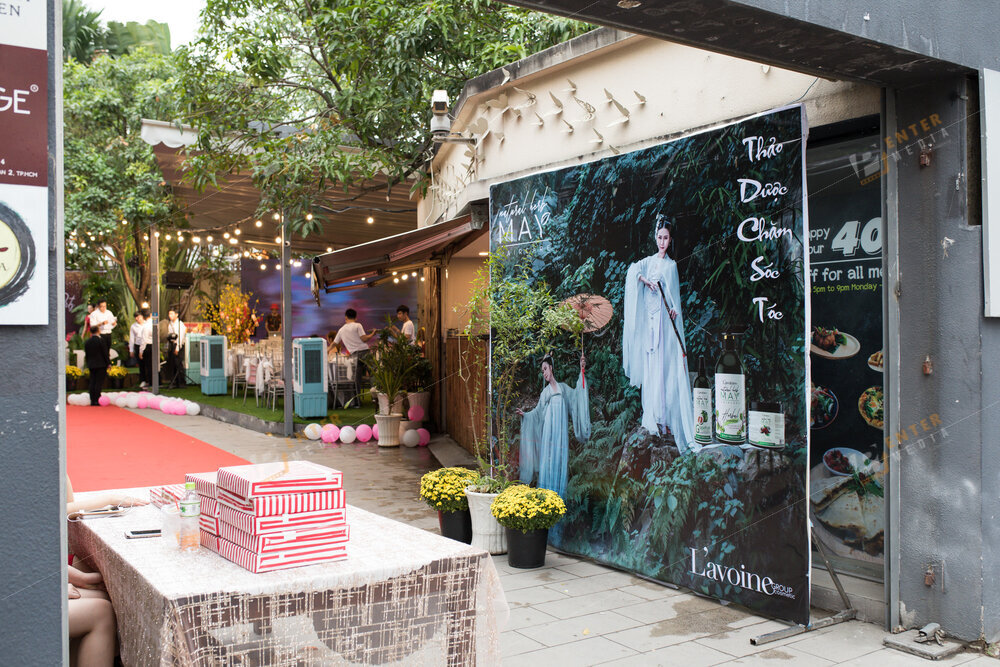 enter-media-chup-anh-quay-phim-year-end-party-cho-l-avoine-043