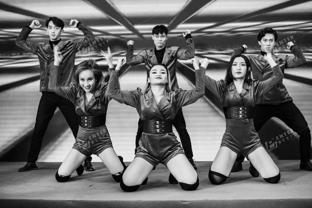 enter-media-chup-anh-quay-phim-year-end-party-cho-l-avoine-052