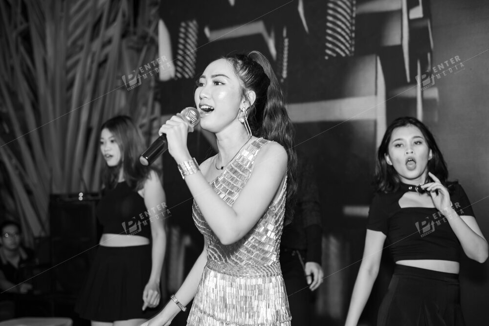 enter-media-chup-anh-quay-phim-year-end-party-cho-l-avoine-070