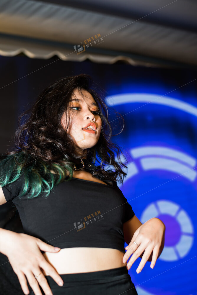 enter-media-chup-anh-quay-phim-year-end-party-cho-l-avoine-071