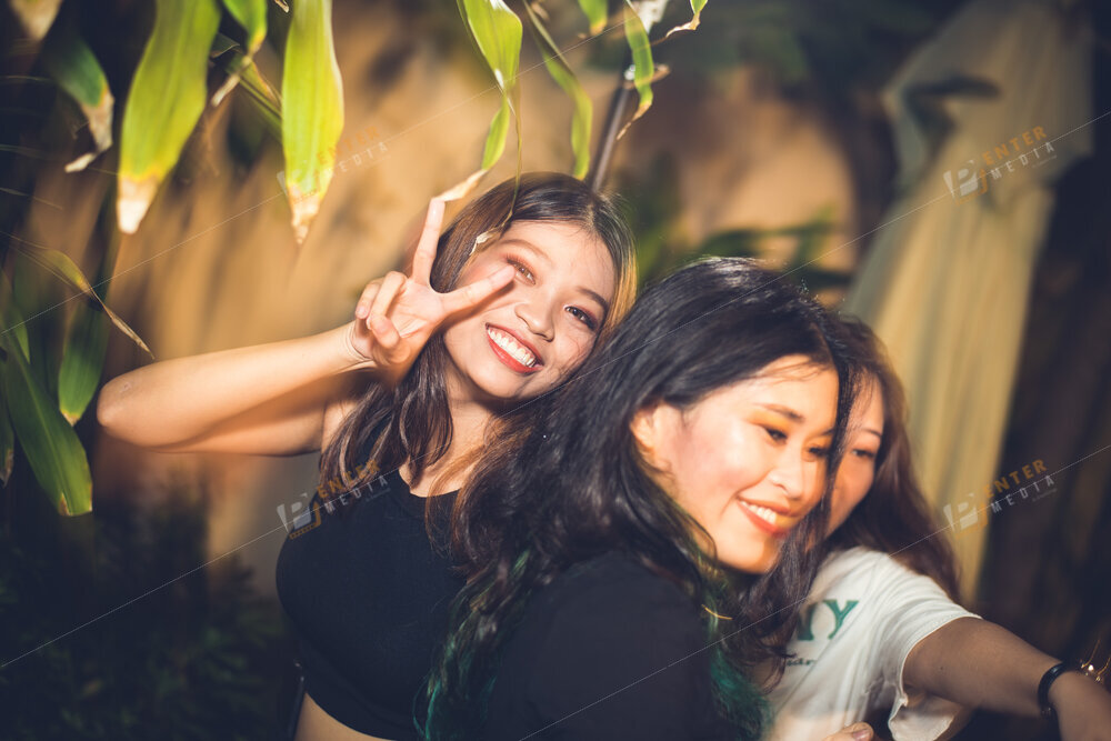 enter-media-chup-anh-quay-phim-year-end-party-cho-l-avoine-092