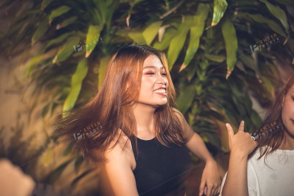 enter-media-chup-anh-quay-phim-year-end-party-cho-l-avoine-096