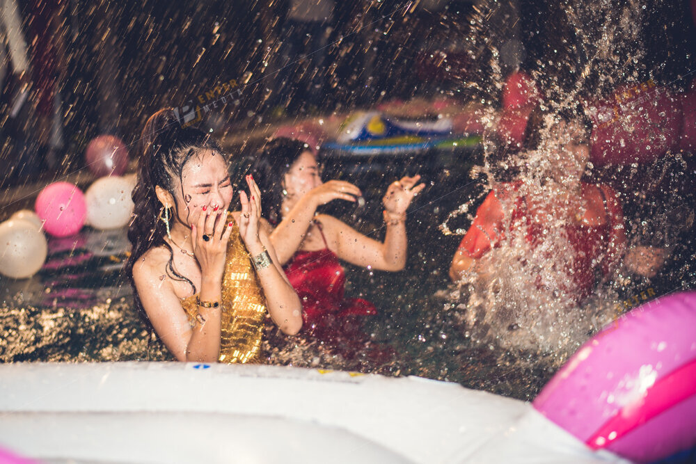 enter-media-chup-anh-quay-phim-year-end-party-cho-l-avoine-097