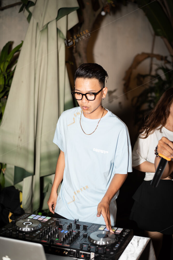 enter-media-chup-anh-quay-phim-year-end-party-cho-l-avoine-100