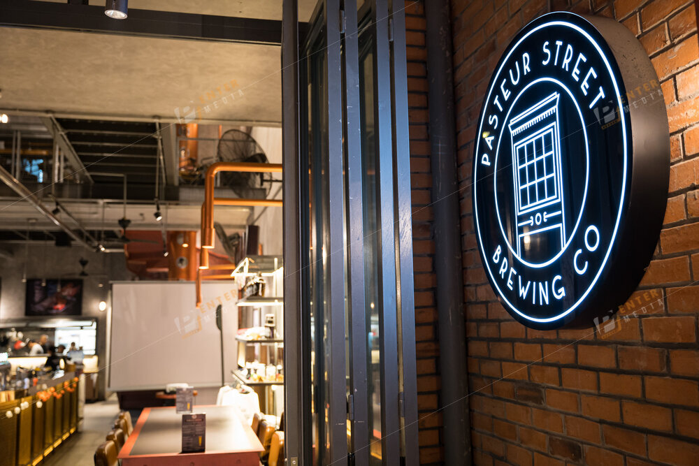 enter-media-chup-anh-su-kien-halloween-cho-pastuer-street-taproom-003