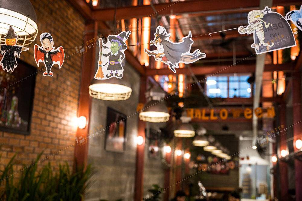 enter-media-chup-anh-su-kien-halloween-cho-pastuer-street-taproom-005