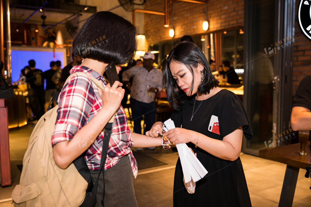 enter-media-chup-anh-su-kien-halloween-cho-pastuer-street-taproom-013