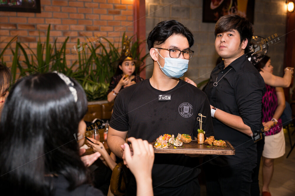 enter-media-chup-anh-su-kien-halloween-cho-pastuer-street-taproom-016