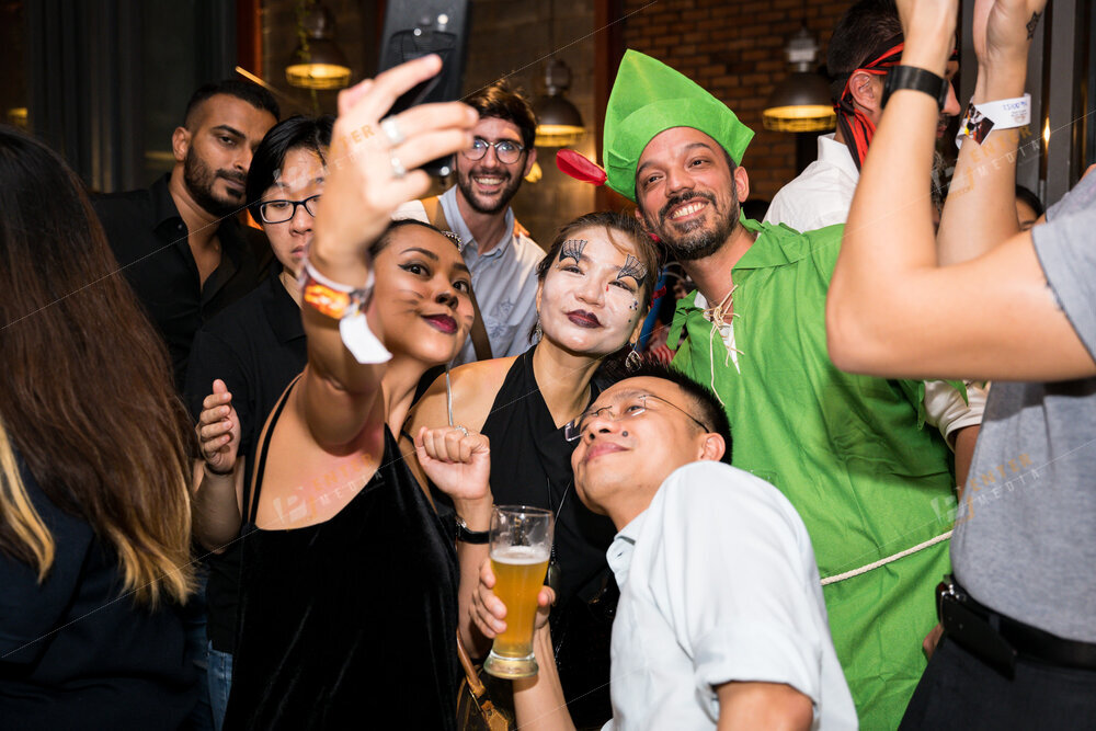 Enter Media chụp hình sự kiện Halloween cho Pastuer Street Taproom