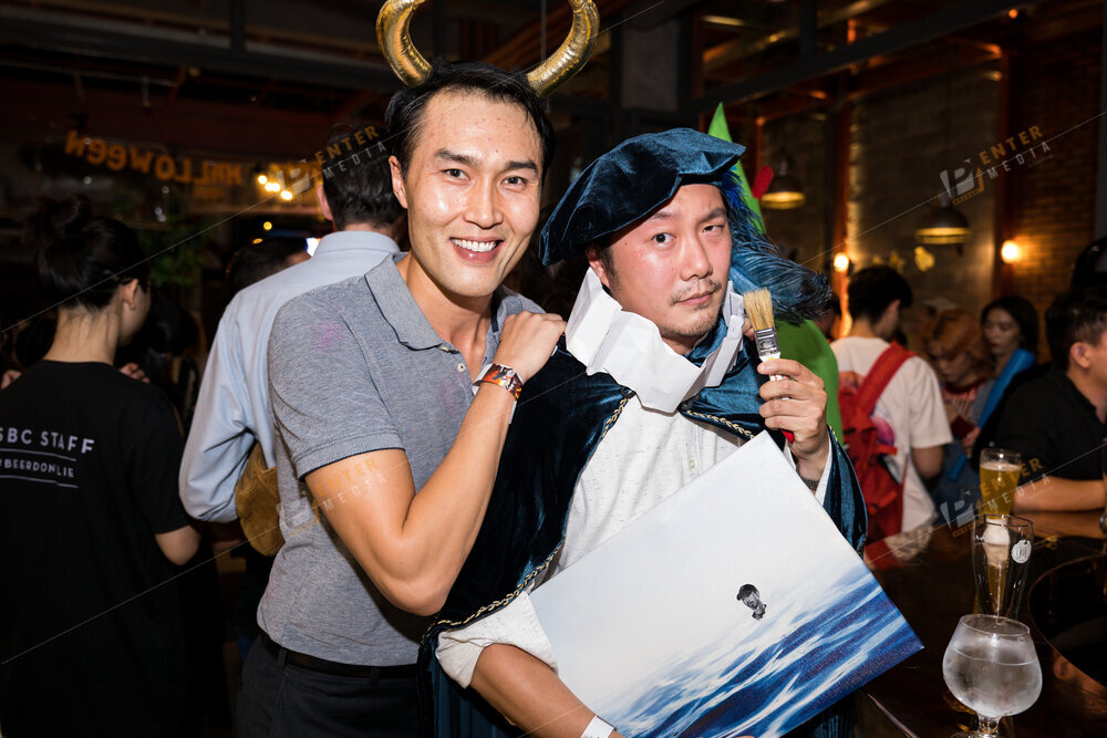 enter-media-chup-anh-su-kien-halloween-cho-pastuer-street-taproom-039