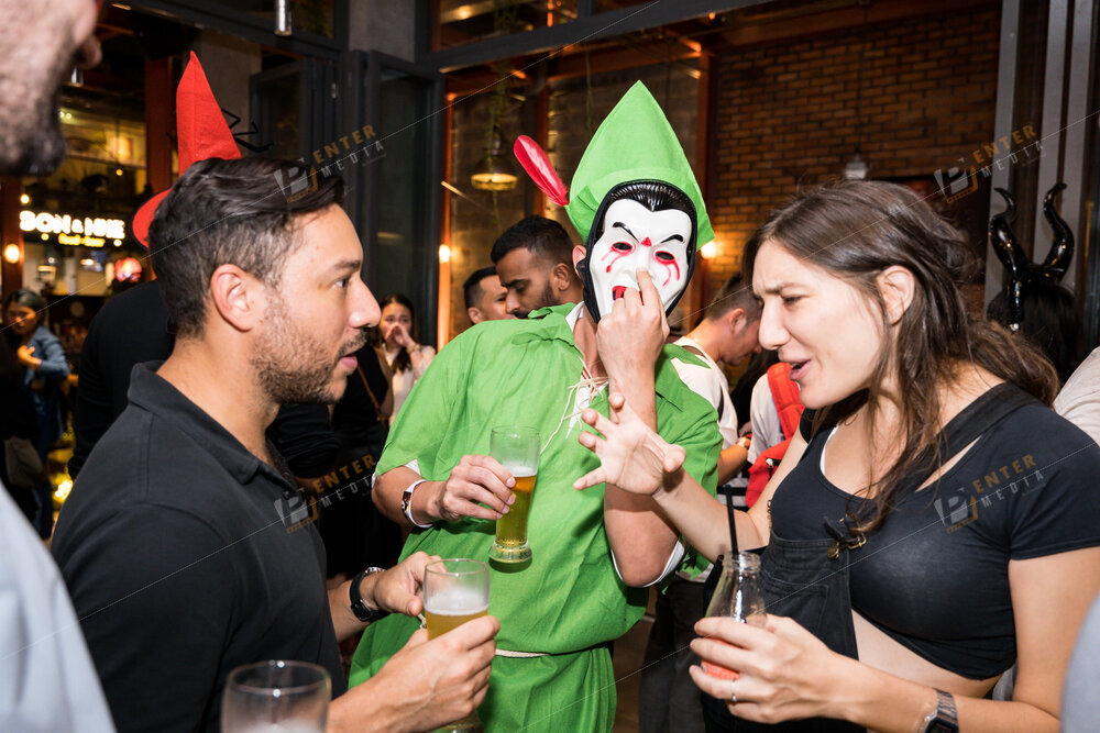enter-media-chup-anh-su-kien-halloween-cho-pastuer-street-taproom-040