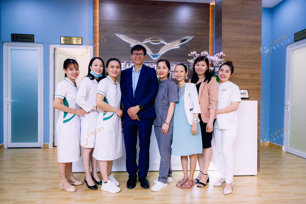 enter-media-chup-anh-su-kien-khai-truong-trung-tam-nhan-khoa-eagle-eye-centre-vietnam-002