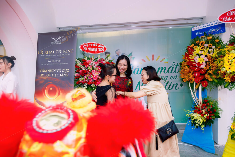 enter-media-chup-anh-su-kien-khai-truong-trung-tam-nhan-khoa-eagle-eye-centre-vietnam-007