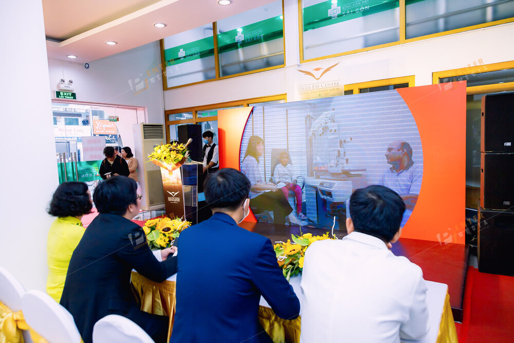 enter-media-chup-anh-su-kien-khai-truong-trung-tam-nhan-khoa-eagle-eye-centre-vietnam-013