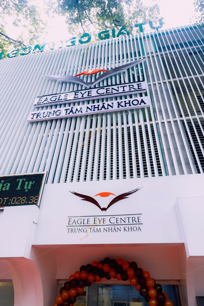 enter-media-chup-anh-su-kien-khai-truong-trung-tam-nhan-khoa-eagle-eye-centre-vietnam-023