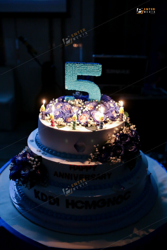 enter-media-chup-anh-su-kien-ky-niem-thanh-lap-cong-ty-kddi-012