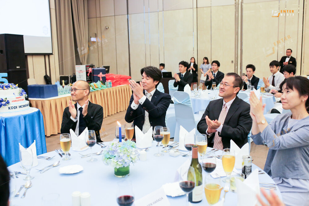 enter-media-chup-anh-su-kien-ky-niem-thanh-lap-cong-ty-kddi-017