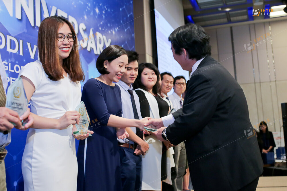 enter-media-chup-anh-su-kien-ky-niem-thanh-lap-cong-ty-kddi-036