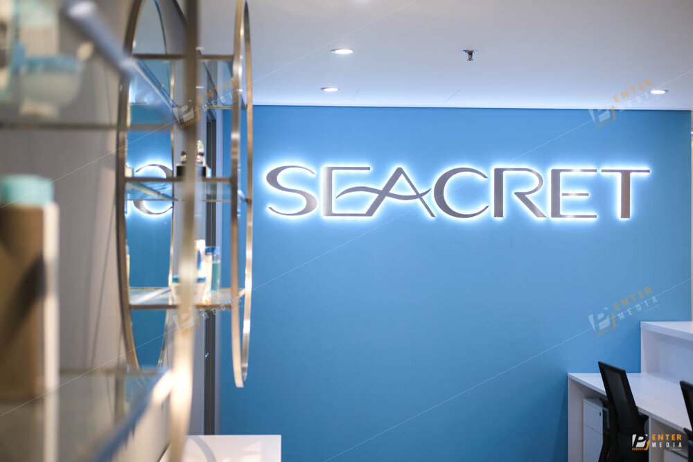 enter-media-chup-anh-su-kien-quay-phim-su-kien-grand-opening-cho-cong-ty-seacret-009